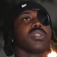 EST Gee