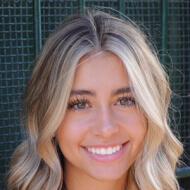 Halle Simons